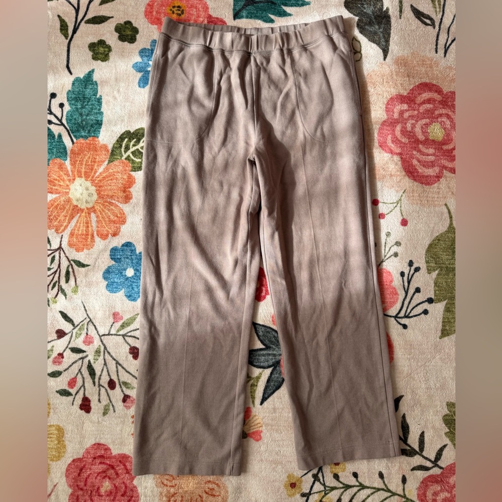 Women’s Medium Orvis Light Brown Lounge Pants